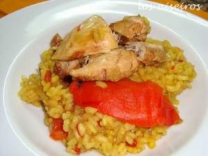 paella de arroz con pollo